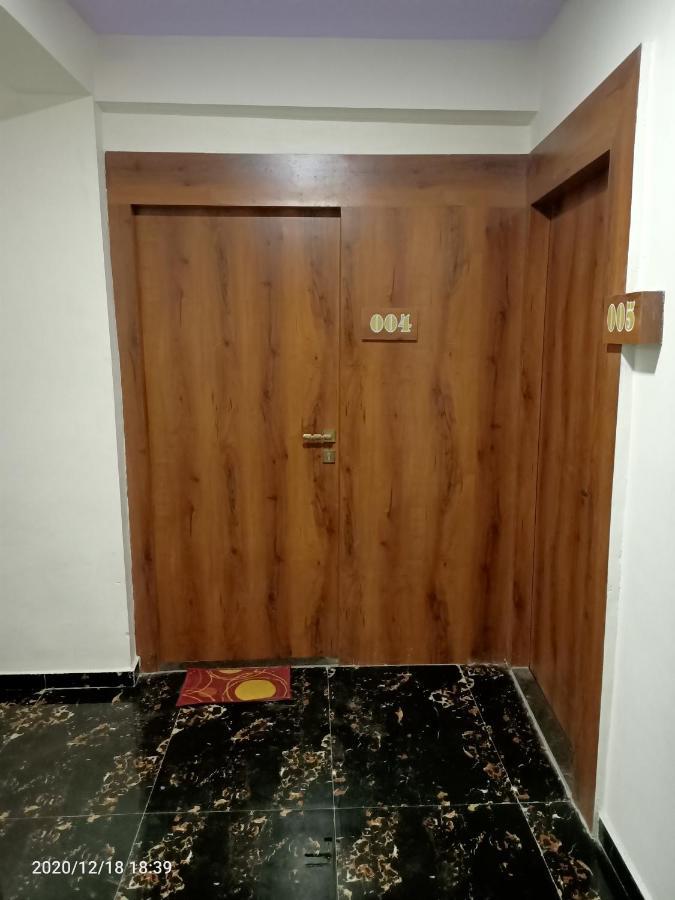 Hotel Riviera Residency Thane Bagian luar foto