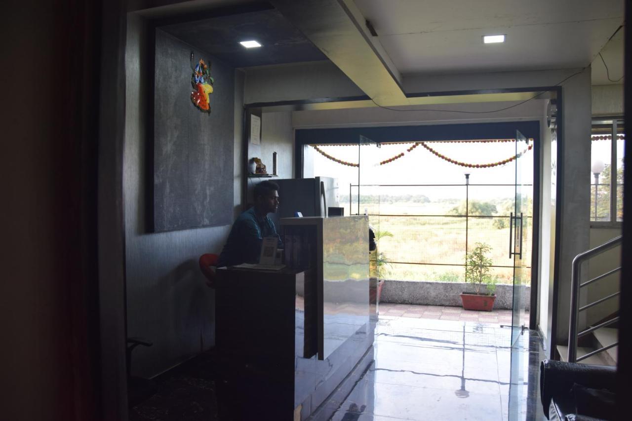 Hotel Riviera Residency Thane Bagian luar foto