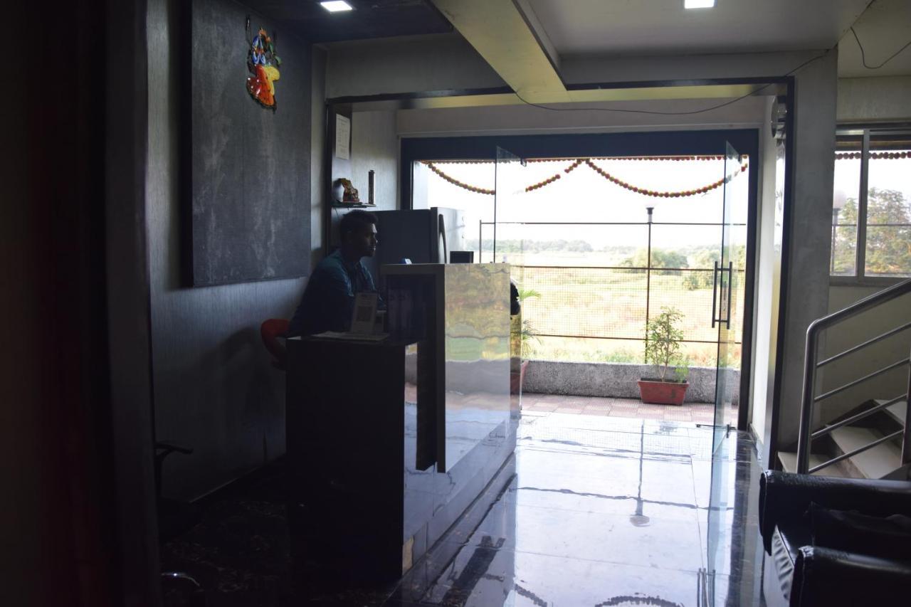 Hotel Riviera Residency Thane Bagian luar foto
