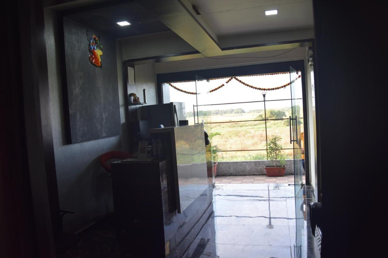Hotel Riviera Residency Thane Bagian luar foto