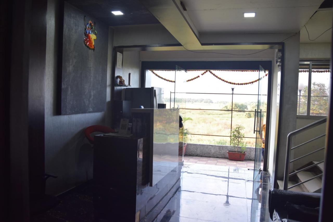 Hotel Riviera Residency Thane Bagian luar foto