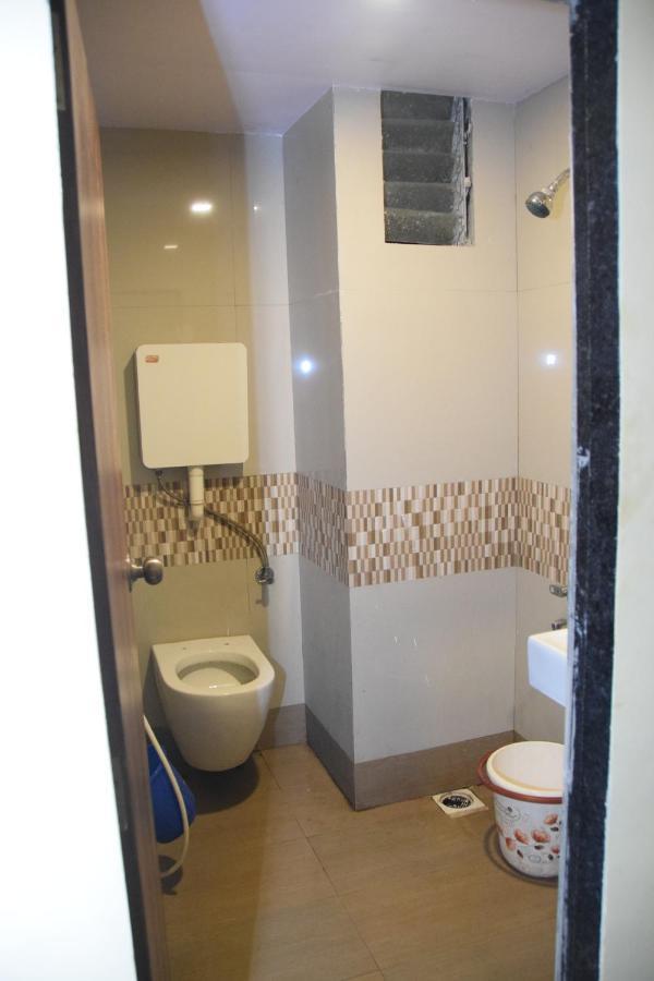 Hotel Riviera Residency Thane Bagian luar foto